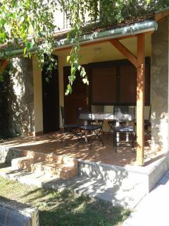 Fonyódon 3 hálószobás önálló nyaraló kiadó