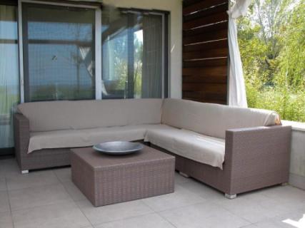 Álmai villája, saját vízparttal 11 vendégnek (110)