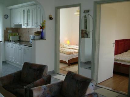 Dani nyaraló Balatonfenyvesen