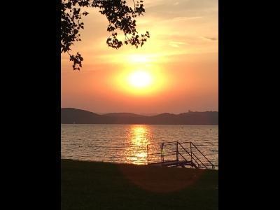 Balatonmáriafürdőn önálló nyaraló kiadó (954)