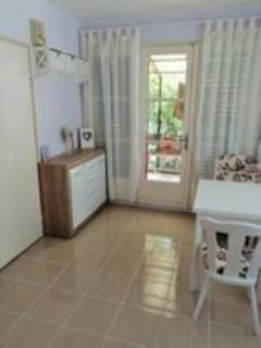 Termálfürdőn hétvégi ház eladó