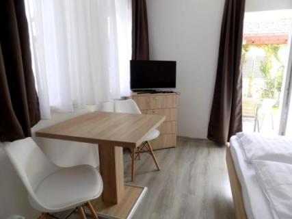 Balatonlellén földszinti apartman kiadó 2 fő részére