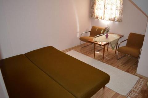 Balatonfenyvesen 6 fős nyaraló rész 30 m-re a Balatontól (26)