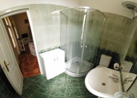 Balatonlellei strandközeli apartmanok