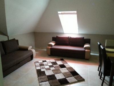 Vízparti apartmanban szállás kiadó (968)