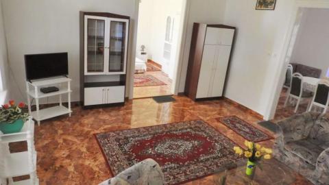 Balatonlellei strandközeli apartmanok