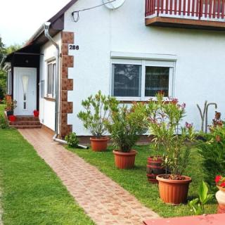 Vilmos Apartman, 3 apartman 16 férőhely