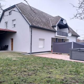 Sam Ash Vendégház, 2 apartman 11 férőhely