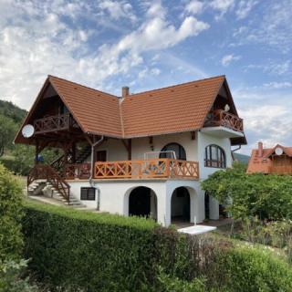 Paphegy Apartman, 2 apartman 8 férőhely