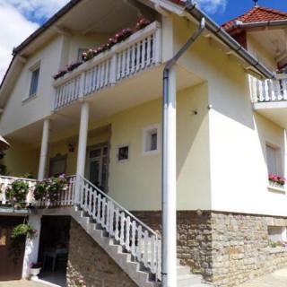 Gyöngyi Apartman, 1 apartman 2 férőhely