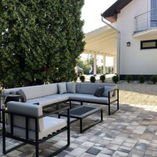 White Apartman, 7 apartman 27 férőhely