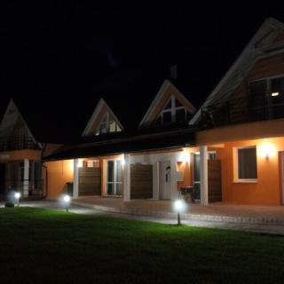 Korall Apartman, 10 apartman 23 férőhely