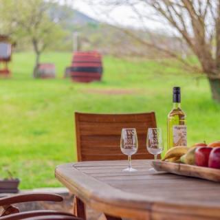 Wooden Jacuzzis Apartman, 3 apartman 10 férőhely