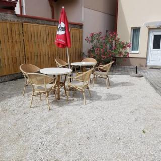 Jeruzsálemhegyi Apartman, 2 apartman 10 férőhely