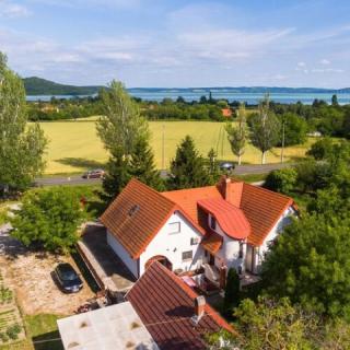 Huszár Vendégház, 4 szoba 12 férőhely