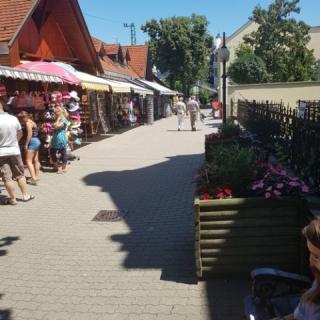 Holdfèny Apartman, 5 apartman 18 férőhely