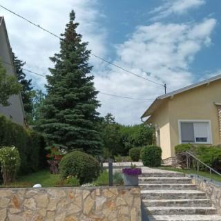 Aradi Nyaralóház, 4 szoba 8 férőhely