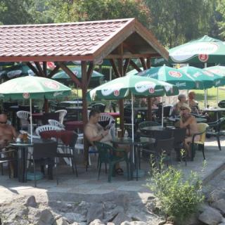 NaturExpert Mobilházak FKK Berény Naturista Kemping, 4 szoba 20 férőhely