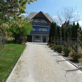 Szőlőskert Apartman, 1 apartman 7 férőhely