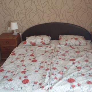 Darnay Apartmanház, 2 apartman 8 férőhely