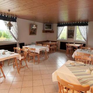 Lena Apartmanház, 6 apartman 21 férőhely