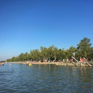 Fenyves Szálló, 21 szoba 66 férőhely