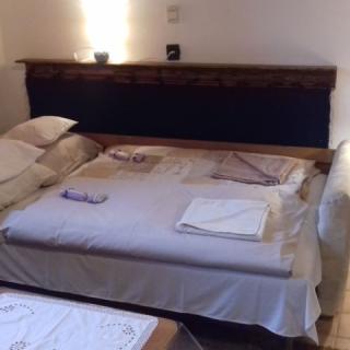 Kézműves Vendégház, 1 szoba 6 férőhely