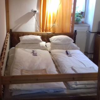 Kézműves Vendégház, 1 szoba 6 férőhely