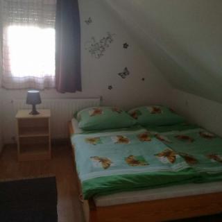 Reni Apartman, 2 apartman 8 férőhely