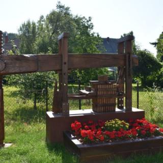 Varsás Négy Évszak Apartmanház, 5 apartman 16 férőhely