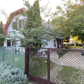 Levente Apartman II, 2 apartman 12 férőhely