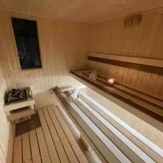 Bier-Lak Apartmanok, 5 apartman 21 férőhely