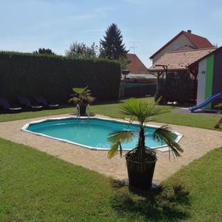 Fűzfa Apartman, 3 apartman 16 férőhely