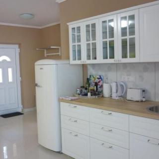 Rév Apartman, 3 apartman 14 férőhely