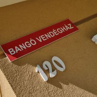 Bangó Vendégház, 4 szoba 8 férőhely