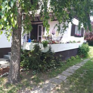 Lilla Vendégház, 5 szoba 9 férőhely