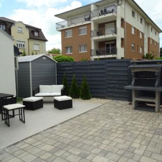 Dorothy Three Apartman, 2 apartman 6 férőhely