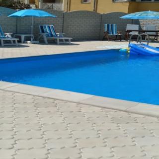 Harangvirág Apartmanház 4, 3 apartman 16 férőhely