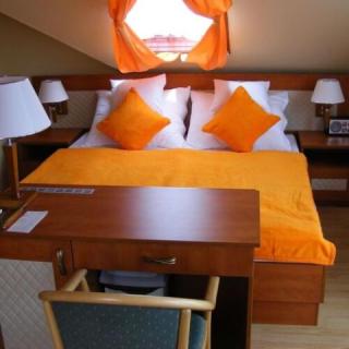 Hermina Panzió, 7 szoba 19 férőhely