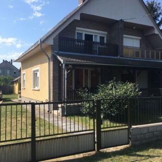 Vikrics Apartman, 1 apartman 5 férőhely