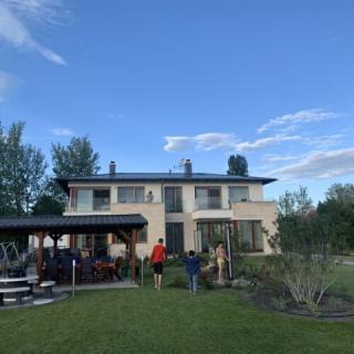 Golden Bridge Apartments, 3 apartman 16 férőhely