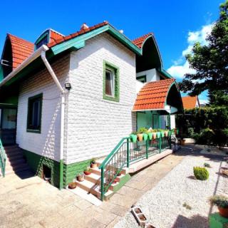 Dolce Balaton Villa, 7 szoba 32 férőhely