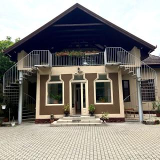 Pelcz Apartmanház, 8 apartman 25 férőhely