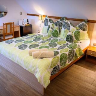 Tulipán Vendégház, 4 szoba 10 férőhely