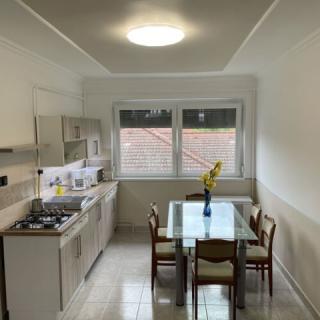 Cukrászda Apartman, 4 apartman 8 férőhely