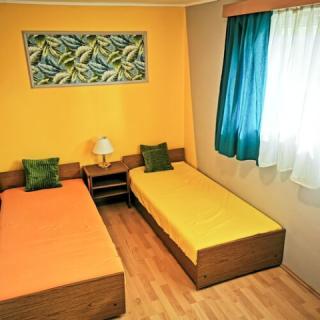 Colibri Guesthouse, 5 szoba 10 férőhely