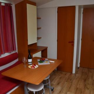 Balatontourist Berény Naturista Kemping, 12 szoba 48 férőhely