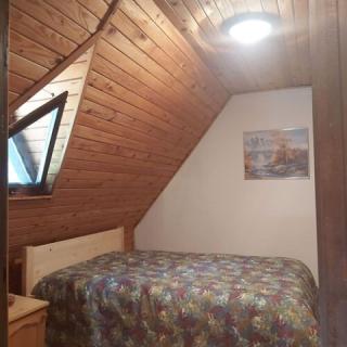 Erdő Szélén Házikó Vendégház, 3 szoba 6 férőhely