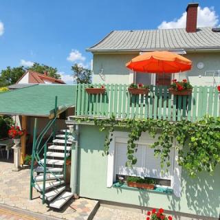 Péter Pál Vendégház, 3 apartman 8 férőhely