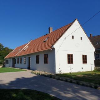Cselédház Apartman, 5 szoba 10 férőhely